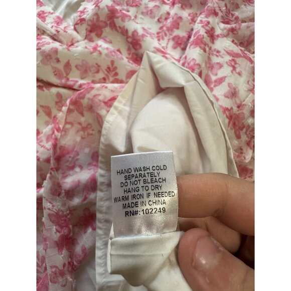 Skies Are Blue White and Pink Floral Print Smocked Flutter Sleeve Blouse Medium - Picture 8 of 9